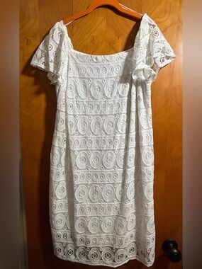 White Lace Short-Sleeve Women's Dress, Size 1X
